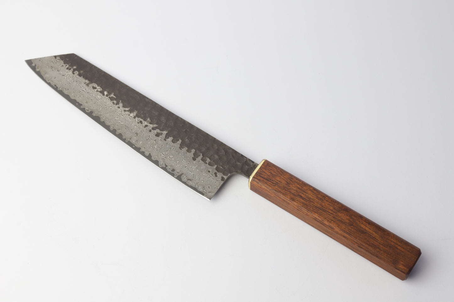 Bunka aus Dreilagenstahl, Mahagoni Griff