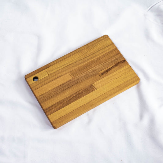 Longwood cutting board Robinia