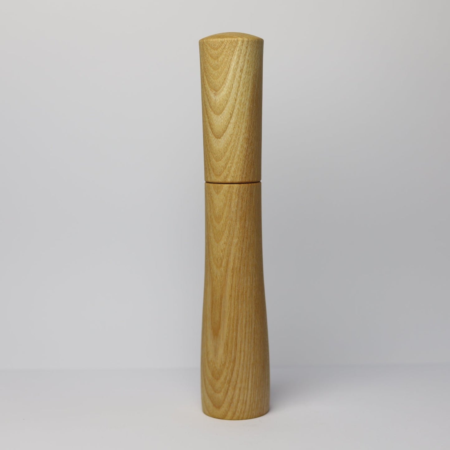 Gewürzmühle aus italienischer Esche