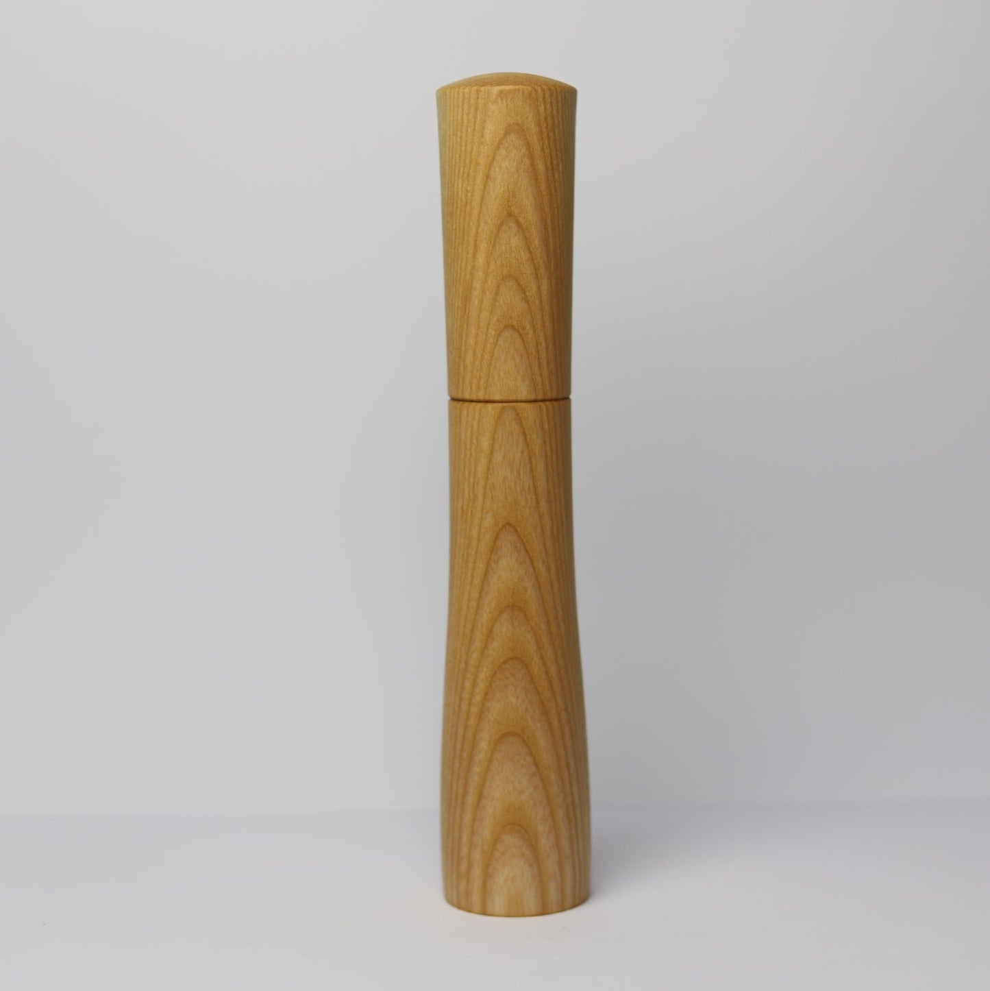 Gewürzmühle aus italienischer Esche